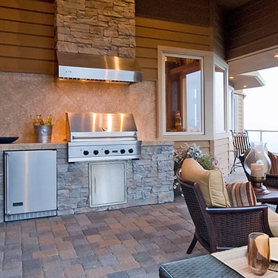 how to build an outdoor kitchen thumbnail